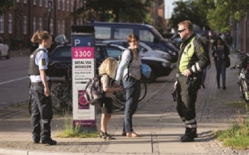 Illustration i fakta-ark 12: Det danske retssamfund
